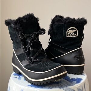 Sorel Tivoli Boots Waterproof Snow Suede Lace Up Faux Fur Winter